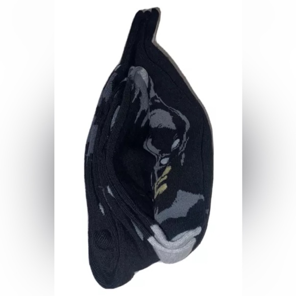 The Batman Crew Socks 2 Pair Men's 6-12 Black Gray w ? Riddler Dark Night DC NEW - Picture 6 of 10